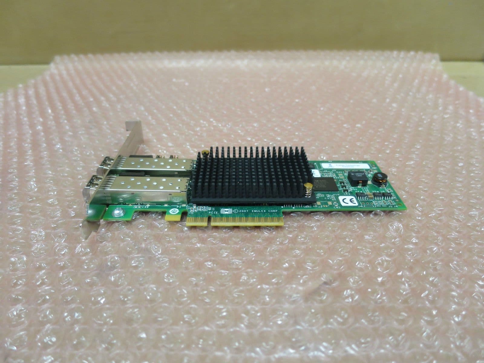 Fujitsu S26361-F3961-L2 E2 FC Ctrl 8Gb/s 2 Chan LPe12002-F MMF LC LP
