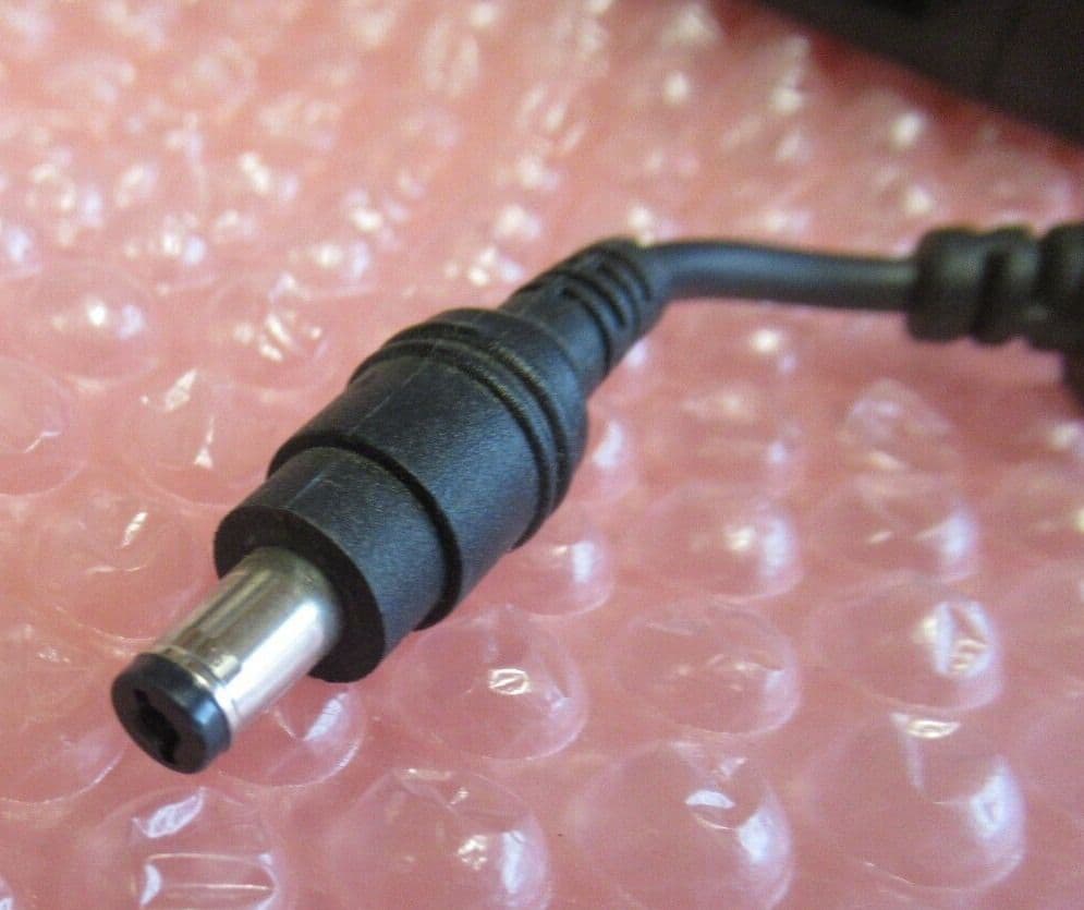 Hipro HP-A0501R3D1 25 10219 021 AC Power Adapter 50 Watt 12 Volts 4 16 Amps