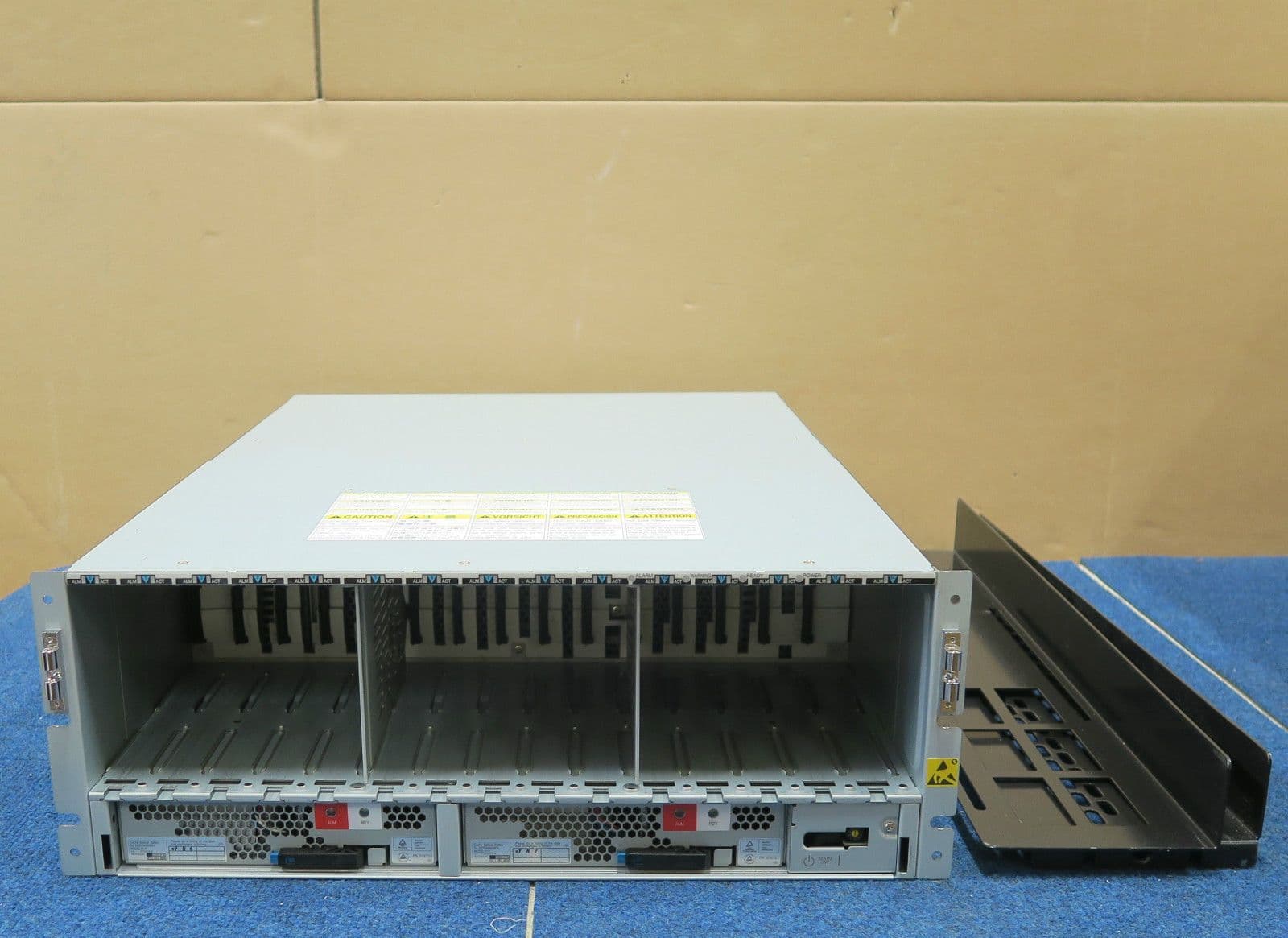 Hitachi DF800-RK2 SAS Dual Controllers Rackmount Adaptable Modular ...