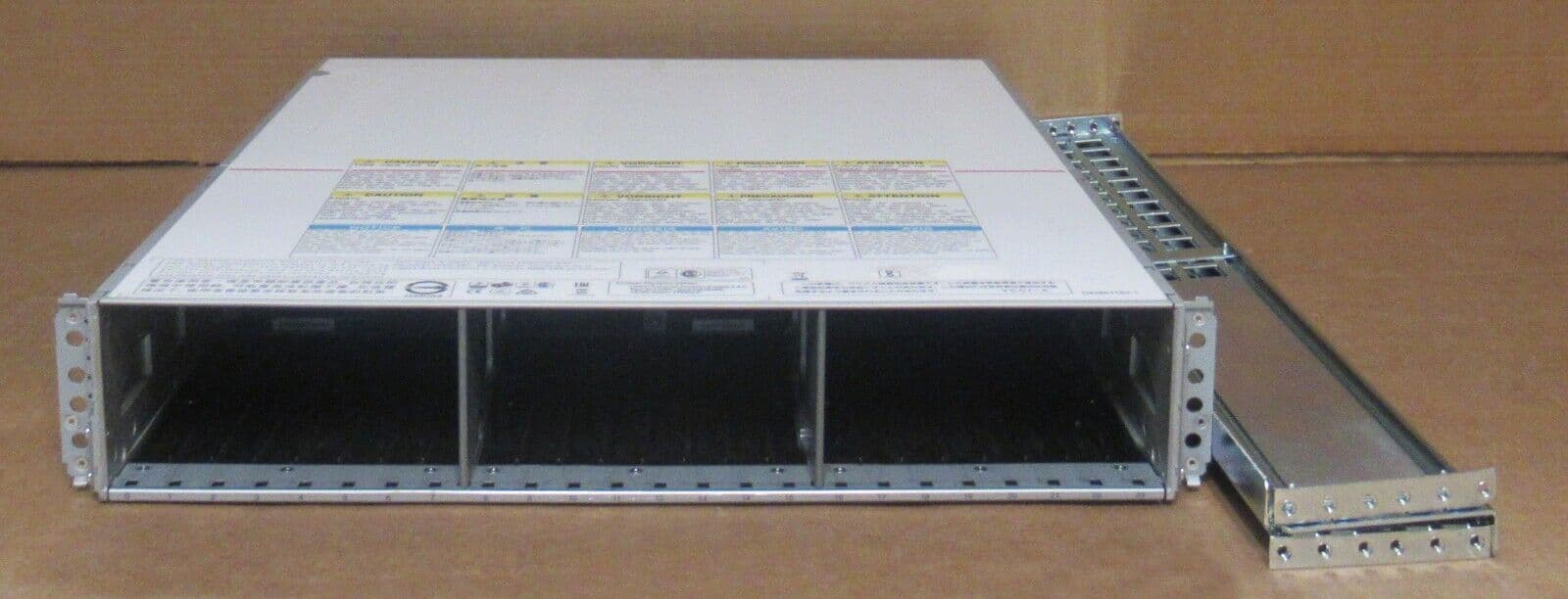 Hitachi Drive Box DW-F800-DBSC 24-Drive Expansion Frame For VSP G1000 ...