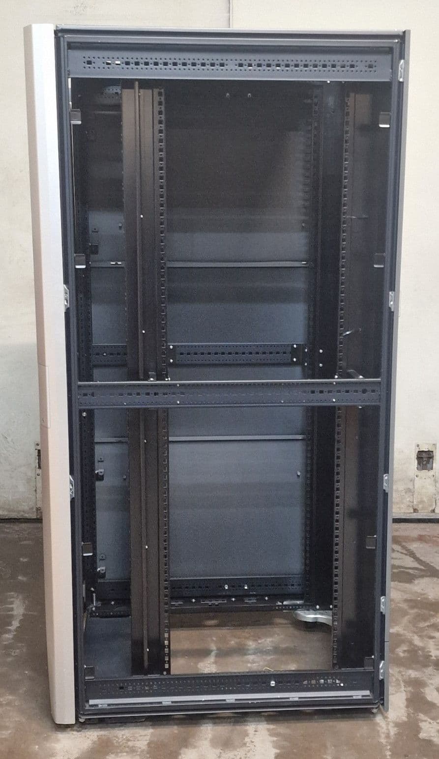 HP 10842 G2 42U Wide Server Rack Cabinet Enclosure 800mm 379596-001 AF041A