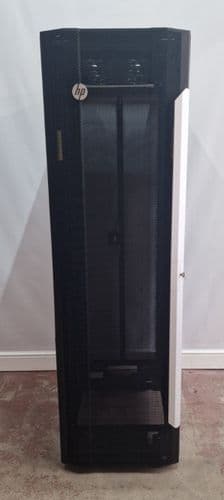 HP 642 G3 Rack 42U 600mm x 1075mm Enterprise Server Cabinet Enclosure BW904A (1)