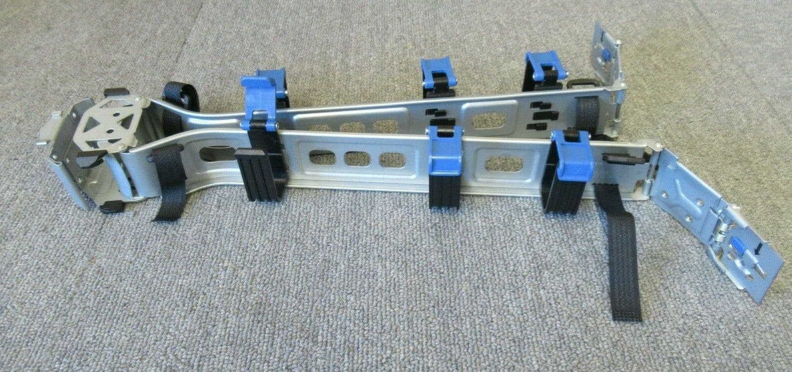 HP 737414001 ProLiant DL380p Gen8 2U Cable Management Arm