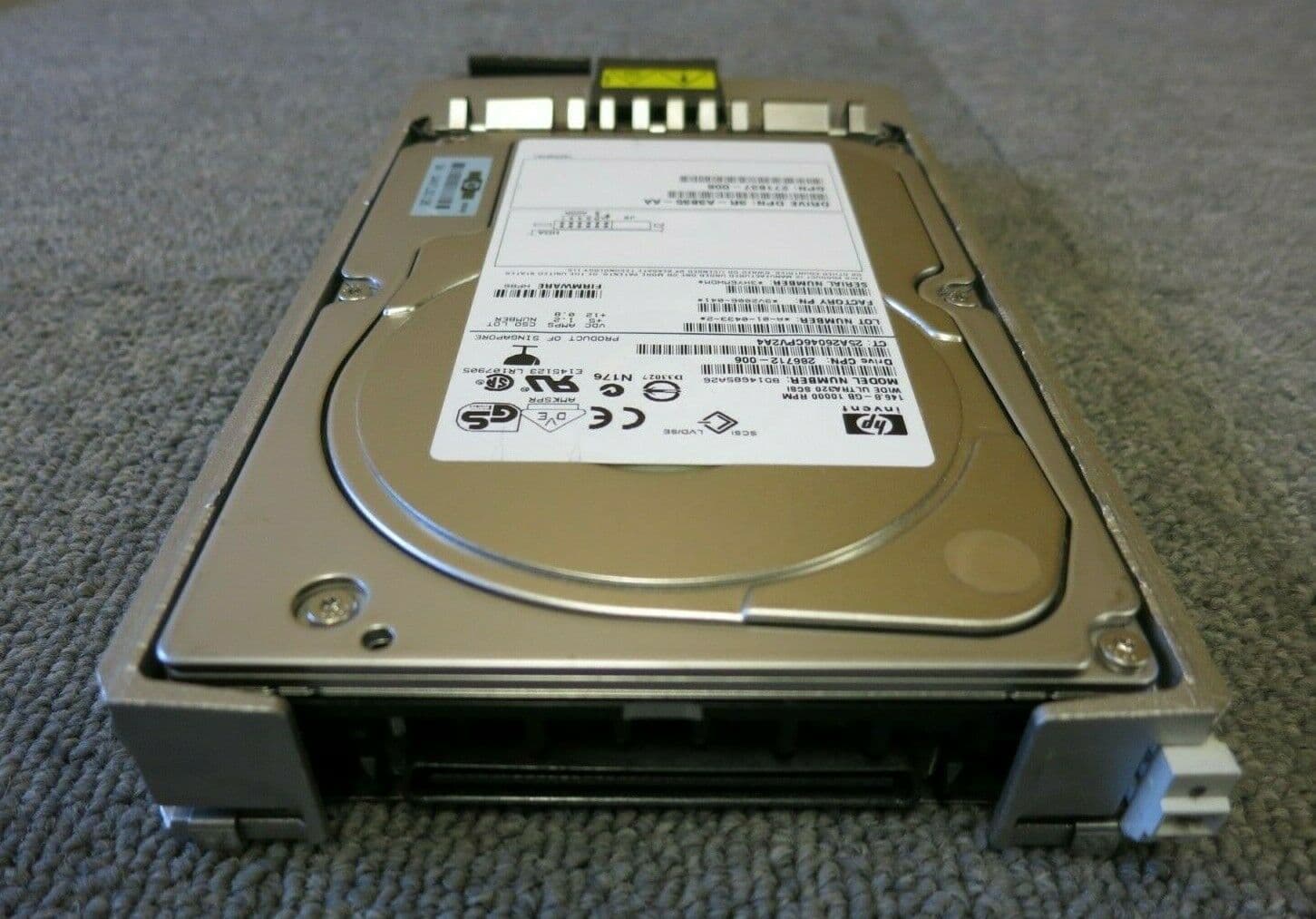 HDD Interno Compaq 18.2 GB 10000 RPM U160 SCSI Hot Swap – Usato Con Caddy Incluso