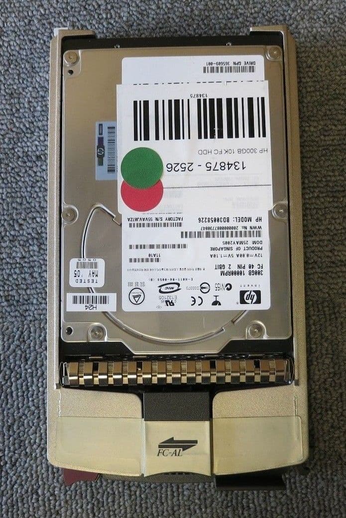 HP 364622-B22 300GB 10K RPM FIBER CHANNEL [Electrónica] (Renovado