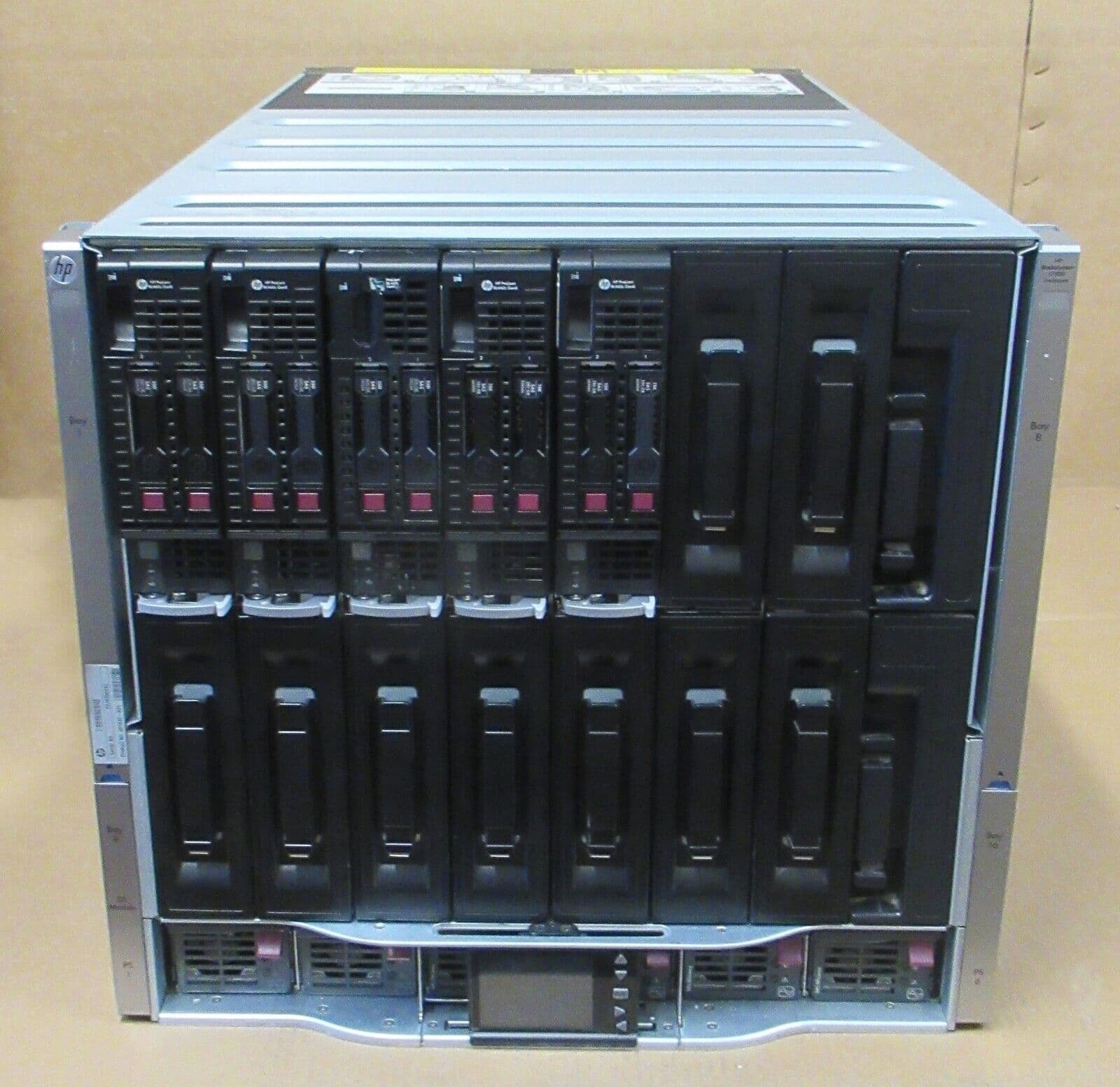 Bladesystem Router HP BladeSystem BLC7000 G3 4x BL460C Gen8 1x BL460C Gen9 Server Blade ...