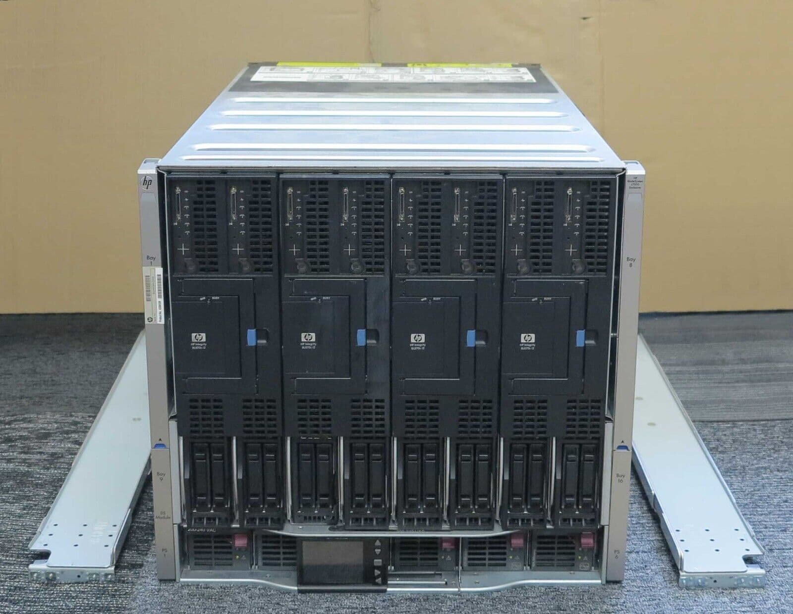 HP BLC7000 AD361DR Chassis 4x Integrity BL870c i2 Itanium 9350 1 73GHz
