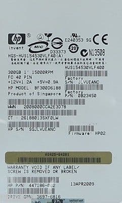 HDD Interno HP 300 GB 15K FC AG690-64201 HUS153030VLF400 Usato