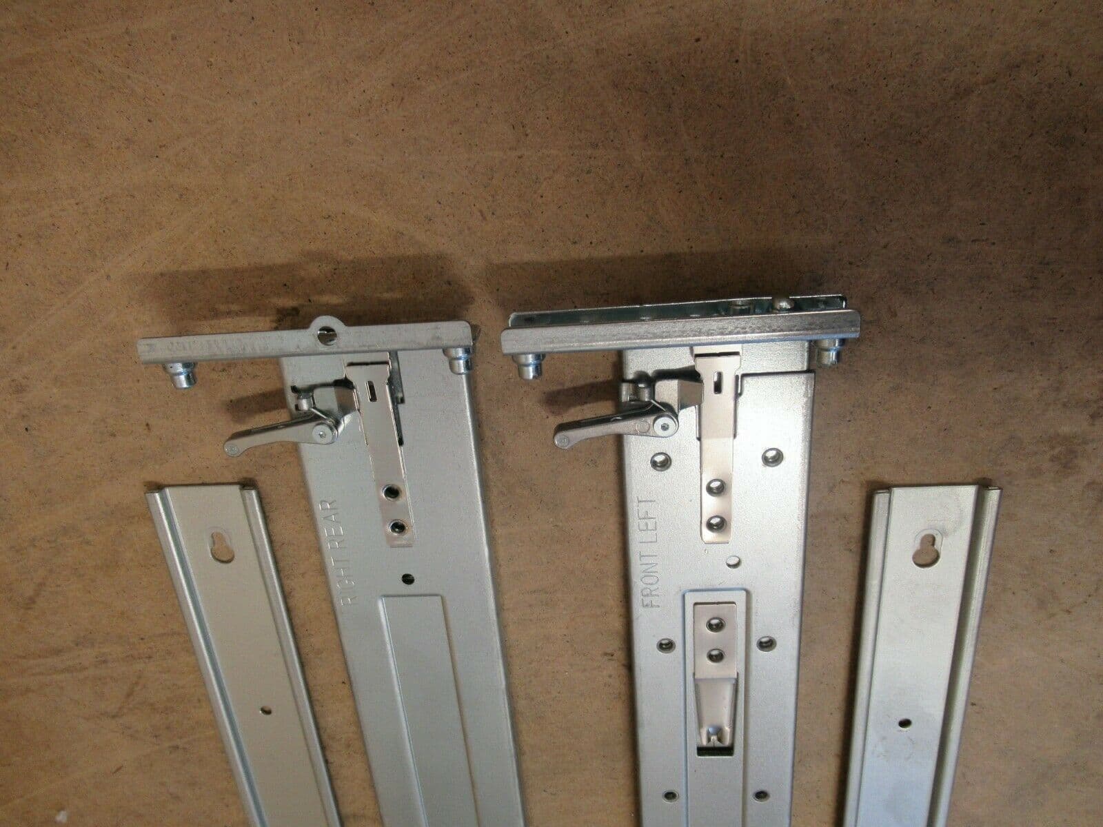 Rails Pour Serveur HP DL380 Gen 8 – Kit De Montage 2U – P/N 737413-001 – Neuf