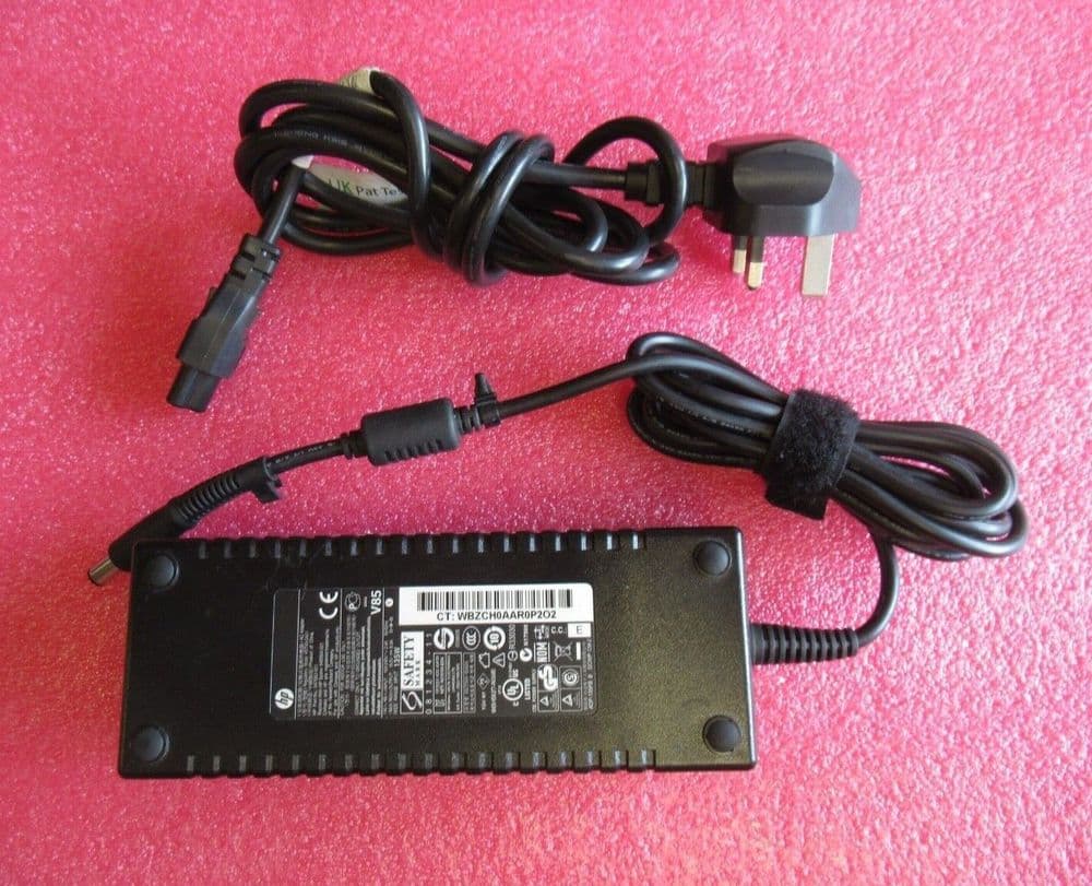 Alimentatore HP HSTNN-DA01 Originale 19.5V 6.9A 135W, Usato In Buone Condizioni