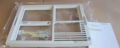 Compaq Vr Rittal HP LH 3R/LH 4R Rittal Bezel Assembly for Compaq 4000/7000 Racks 5064-7073