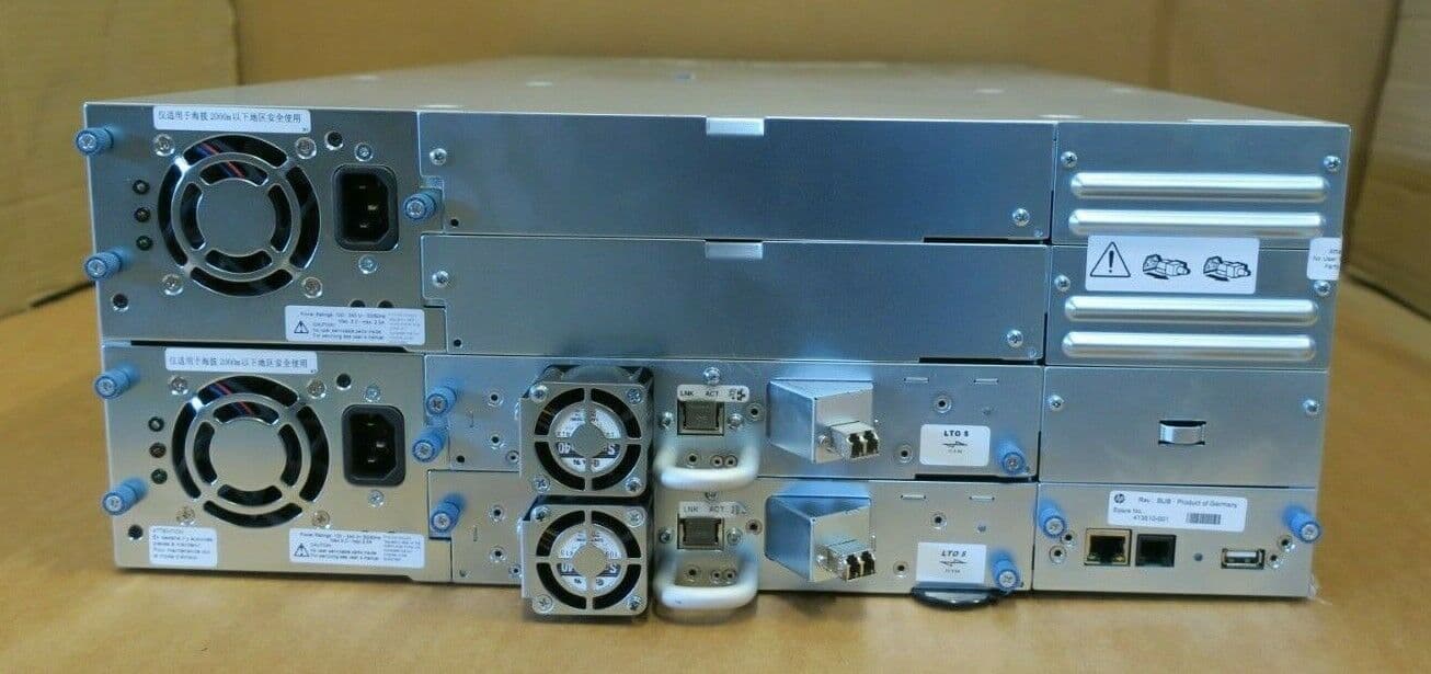 HP MSL4048 AK381A Backup Tape Library Enclosure 2x LTO5 FC BL544A/BL544B