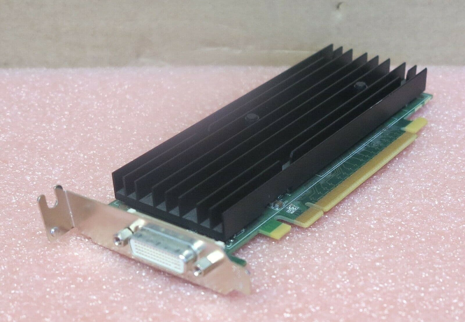 256MB DDR2 PCIe PNY NVIDIA Quadro NVS 290 Graphics Card - Dual Monitor ...
