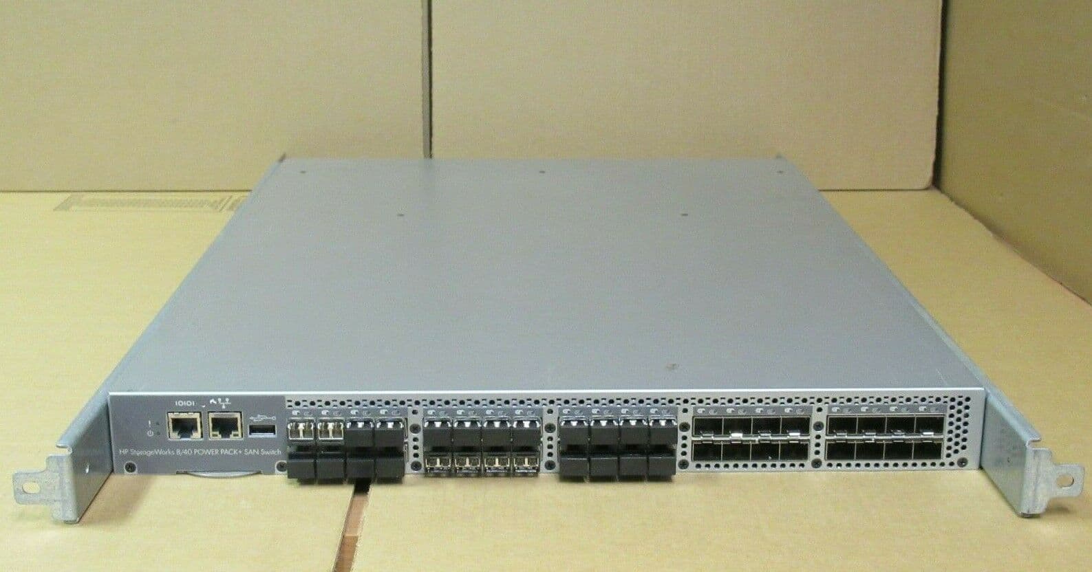HP PowerPack 8/40 8Gbs AM870A 492294-001 40-Port FC SAN