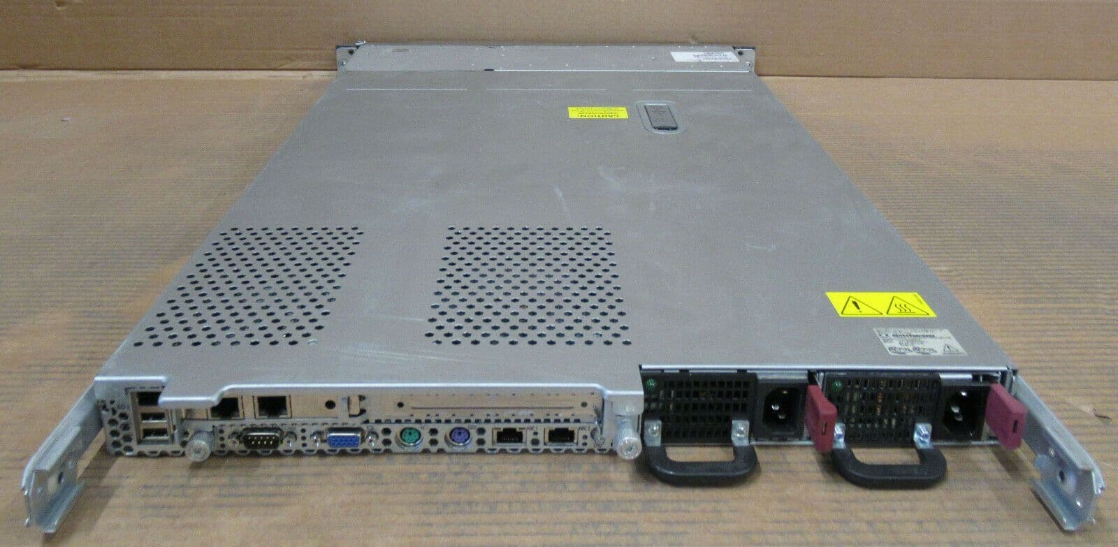HP Proliant DL360 G5 2x 2Core Xeon 5110 1 6GHz 4GB Ram 6x 2 5" Bay