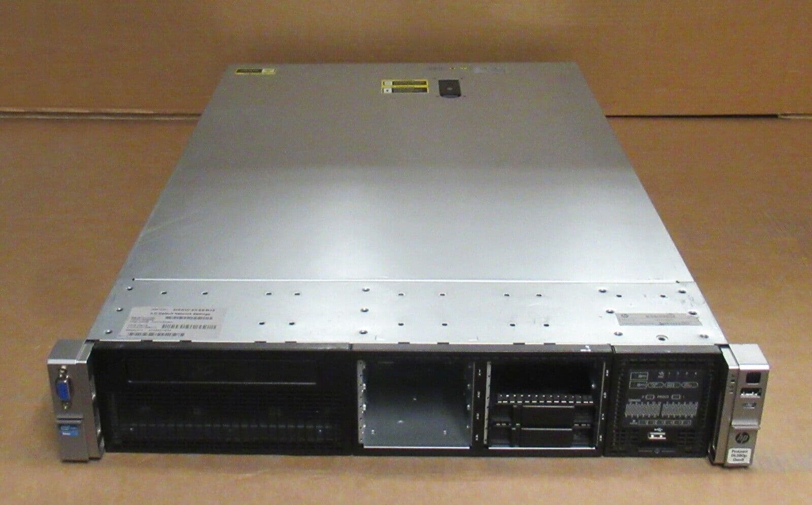 HP ProLiant DL380p G8 2x Six-Core E5-2640 2 5GHz 140GB Ram 8x 2 5