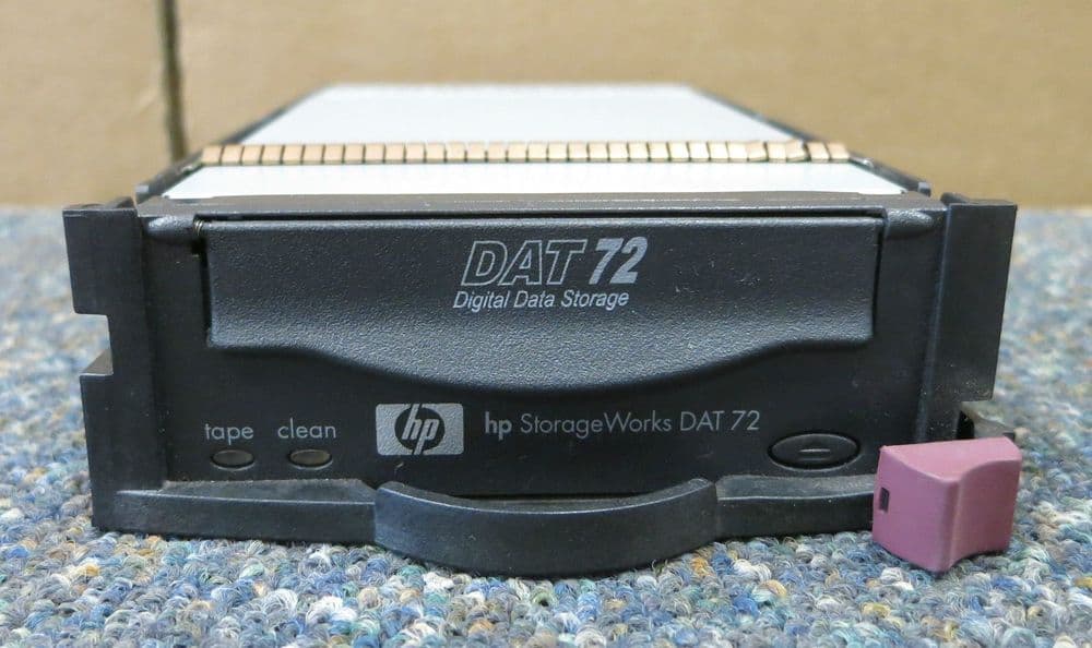 HP STORAGEWORKS Q152960001 DAT 72 MODEL Q1529A TAPE DRIVE