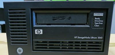 HP ULTRIUM 1840 LTO-4 External Tape Drive EH854A 452971-001