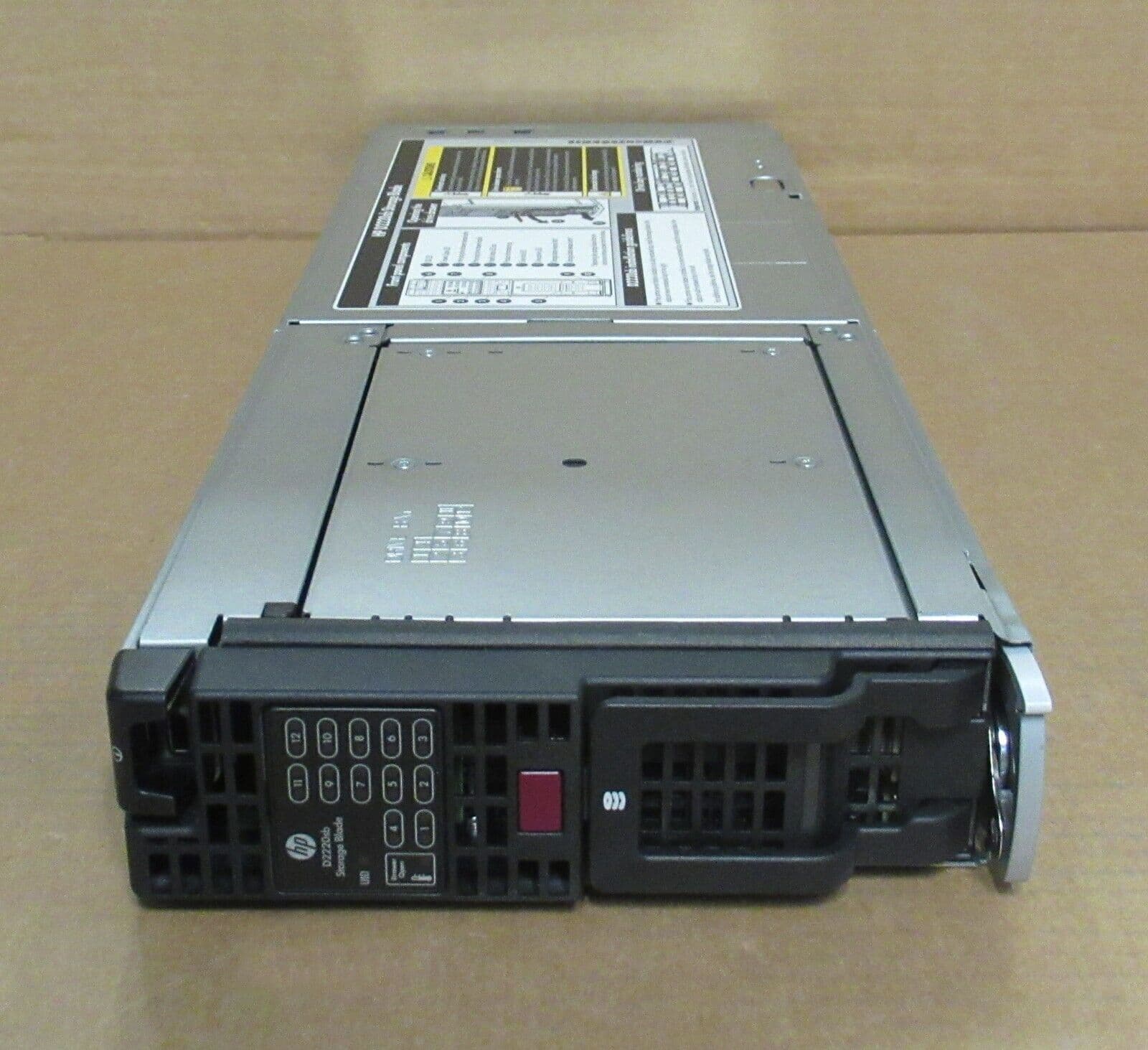HPE D2220sb Storage Blade 12x 2 5" SAS Bays 8x 1 2TB HDD QW918A 703920-002