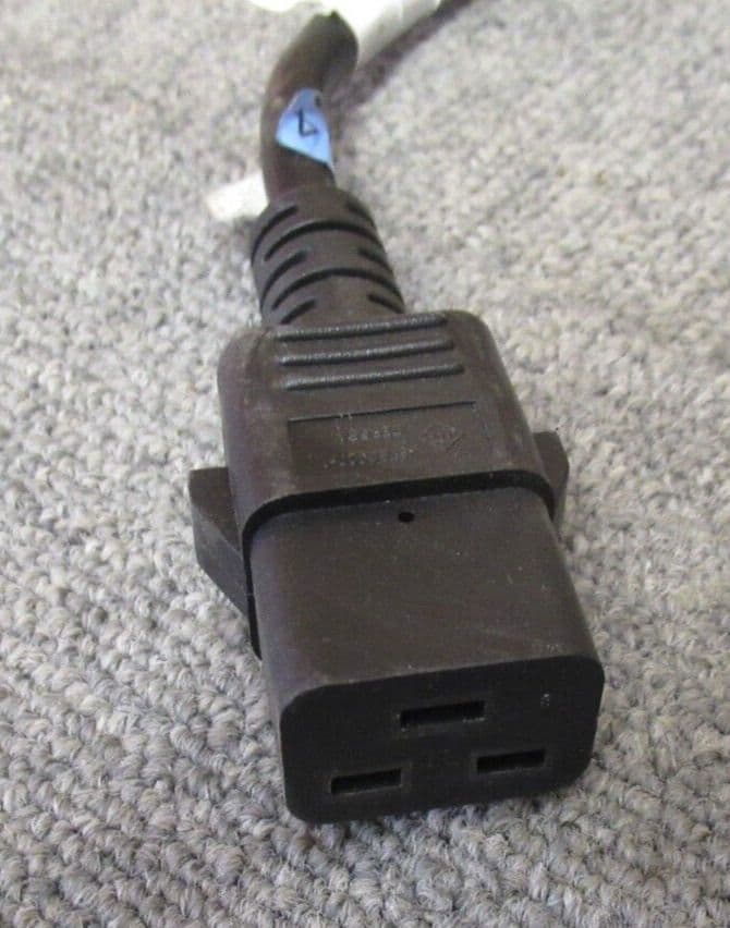 IBM 12J5988 IEC C19 Female To IP44 32A Commando Blue Plug Male Power ...