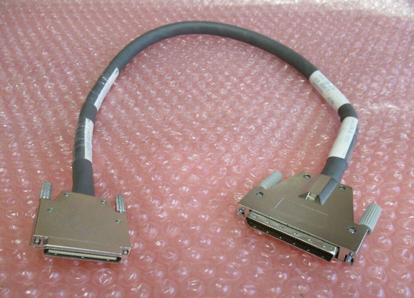 IBM 19P3132 External LVD / VHDCI To HD68 SCSI Cable 0 6m Black