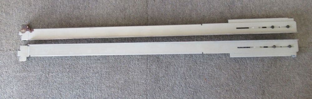 IBM 32P9203 32P9205 xSeries X330 X335 1U Left & Right Rackmount Rail Kit