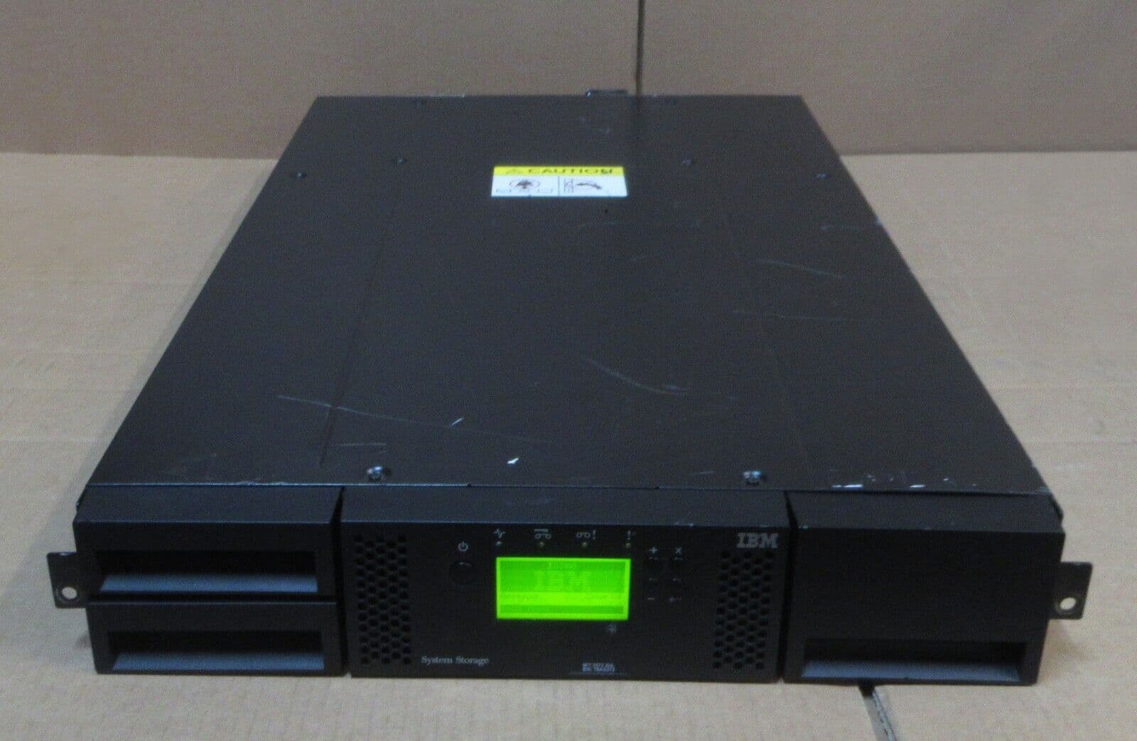 IBM 3573L2U TS3100 24Slot 2U Tape Library no tape drives