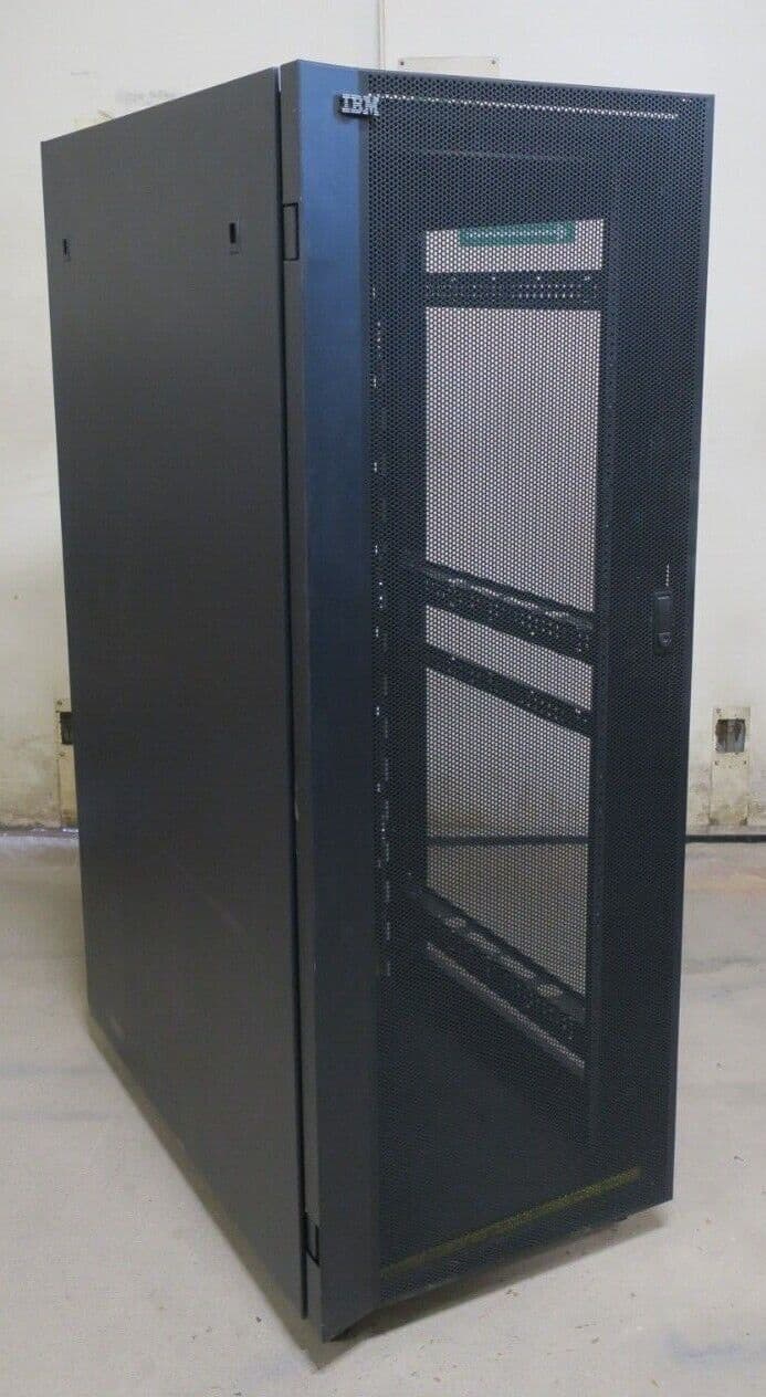 IBM 7014-T00 36U Server Network Rack Cabinet Enclosure 1098 x 644mm ...
