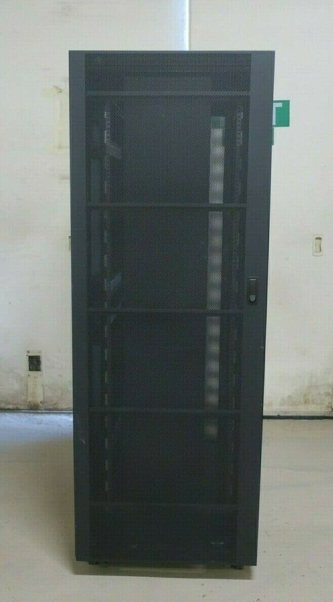 IBM 7014-T00 36U Server Network Rack Cabinet Enclosure 1098 x 644mm ...
