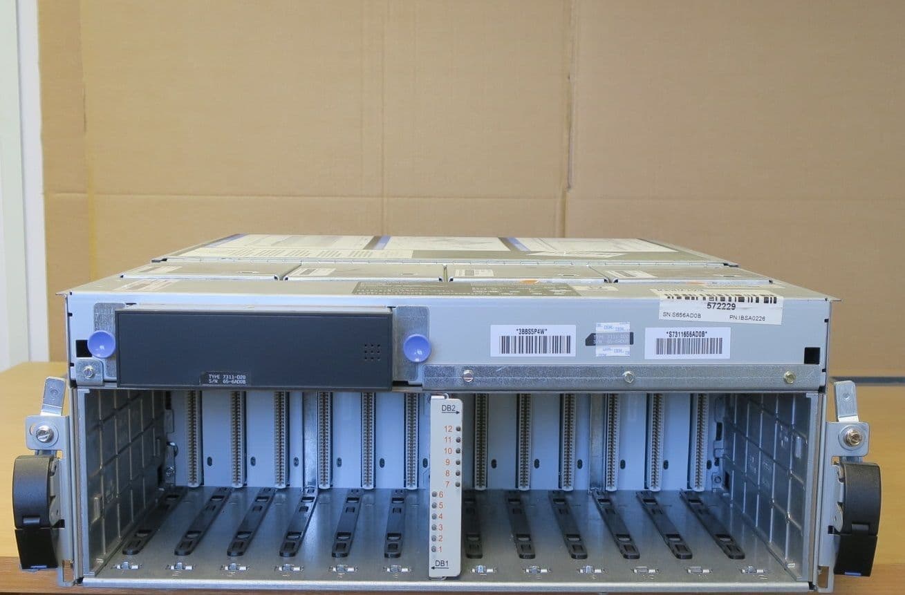IBM 7311D20 I/O Drawer 39J1957 Expansion Drawer 12 Slot PCIX