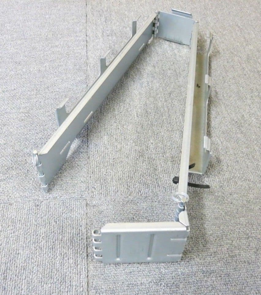 IBM P01R0590 H22933U X3650 Server Cable Management Arm 01R0591