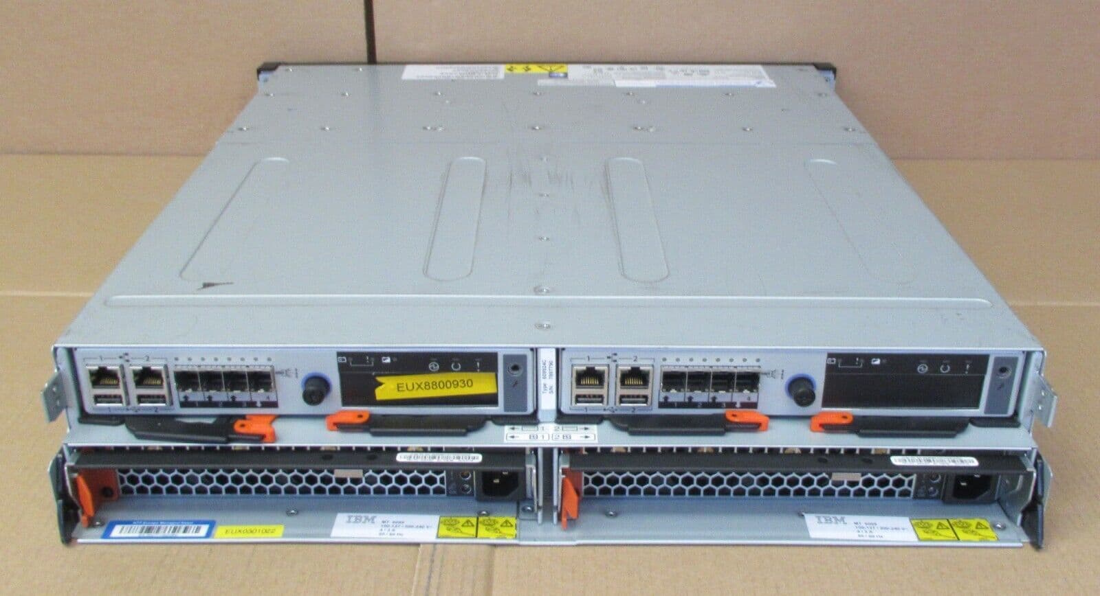 IBM Storwize V3700 Storage Array 24x 2 5" SAS 2x Controller Node Canister