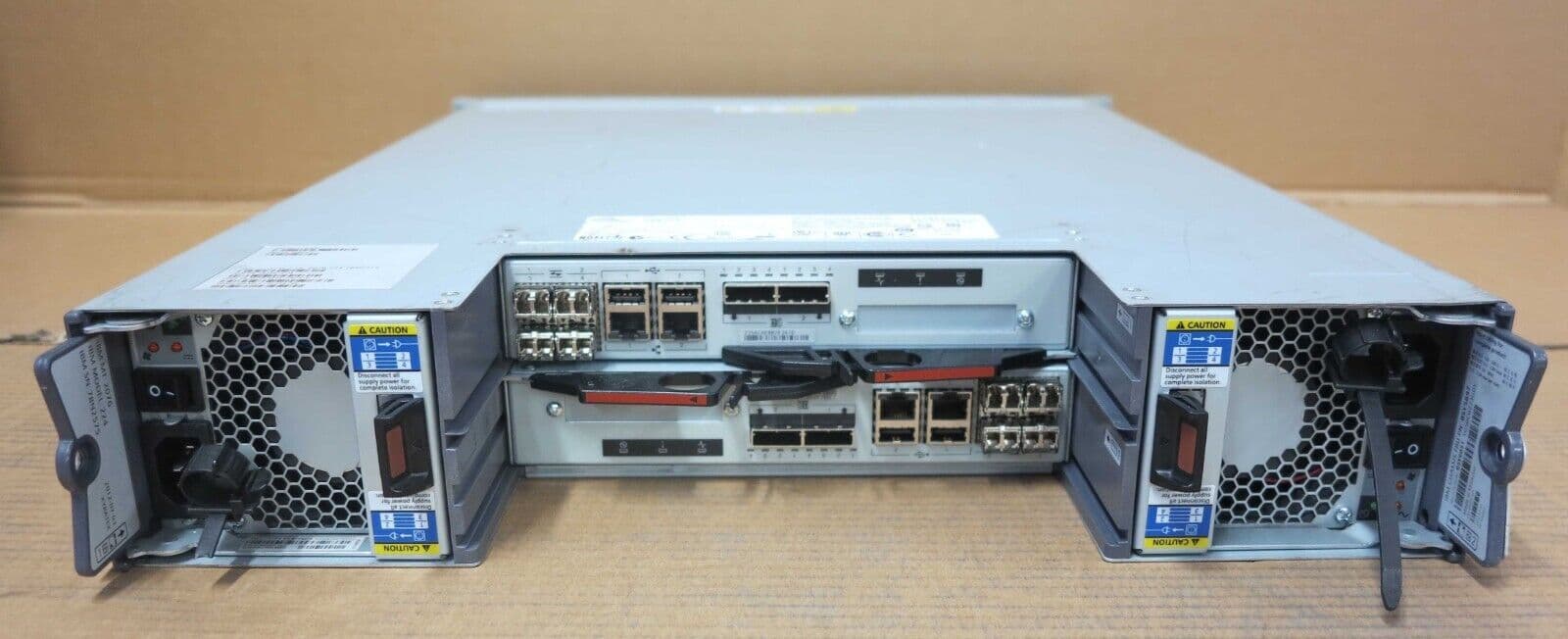 IBM Storwize V7000 G2 Storage Array with Drives 2x Controllers 2076-224