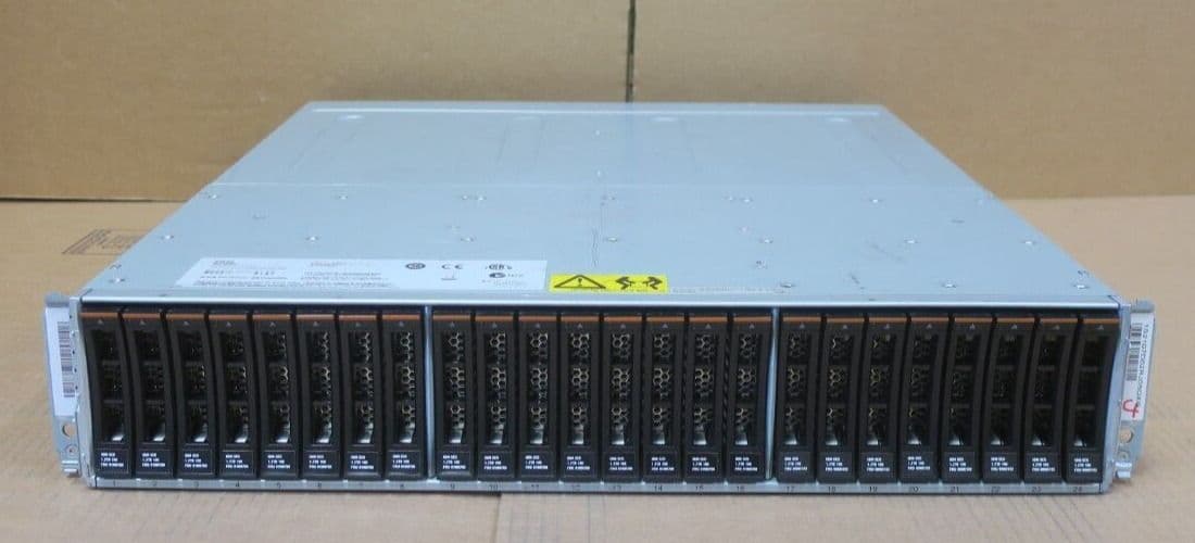 IBM System Storage DS8000 2107-D02 24x 2 5