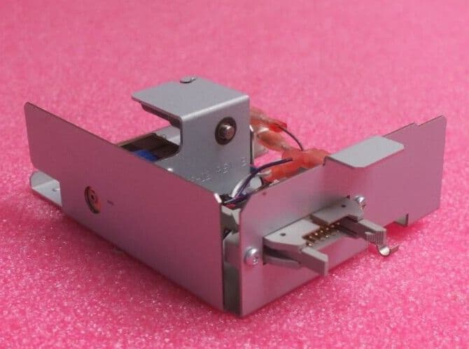IBM TS3310 3576 System Storage Tape Library I/O Station Lock Assembly ...
