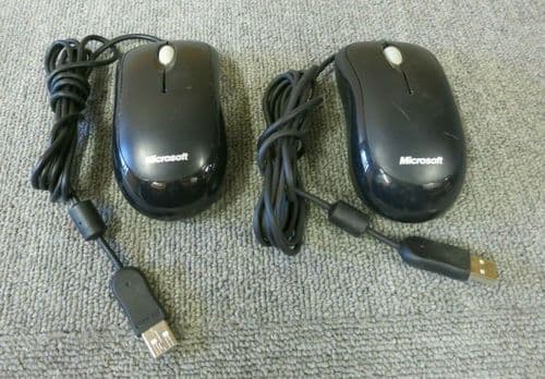 Job Lot 2 x Microsoft 1113 Black USB Wired 3 Button Optical Scroll Wheel Mouse