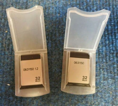 Job Lot 2 x Nokia 0631150 32MB Mobile Phone MMCplus-Card MMC MultiMedia+ SD Card