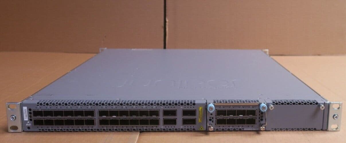 Juniper Networks EX4600-40F-AFI 24x 1/10Gb SFP 4x 40Gb QSFP