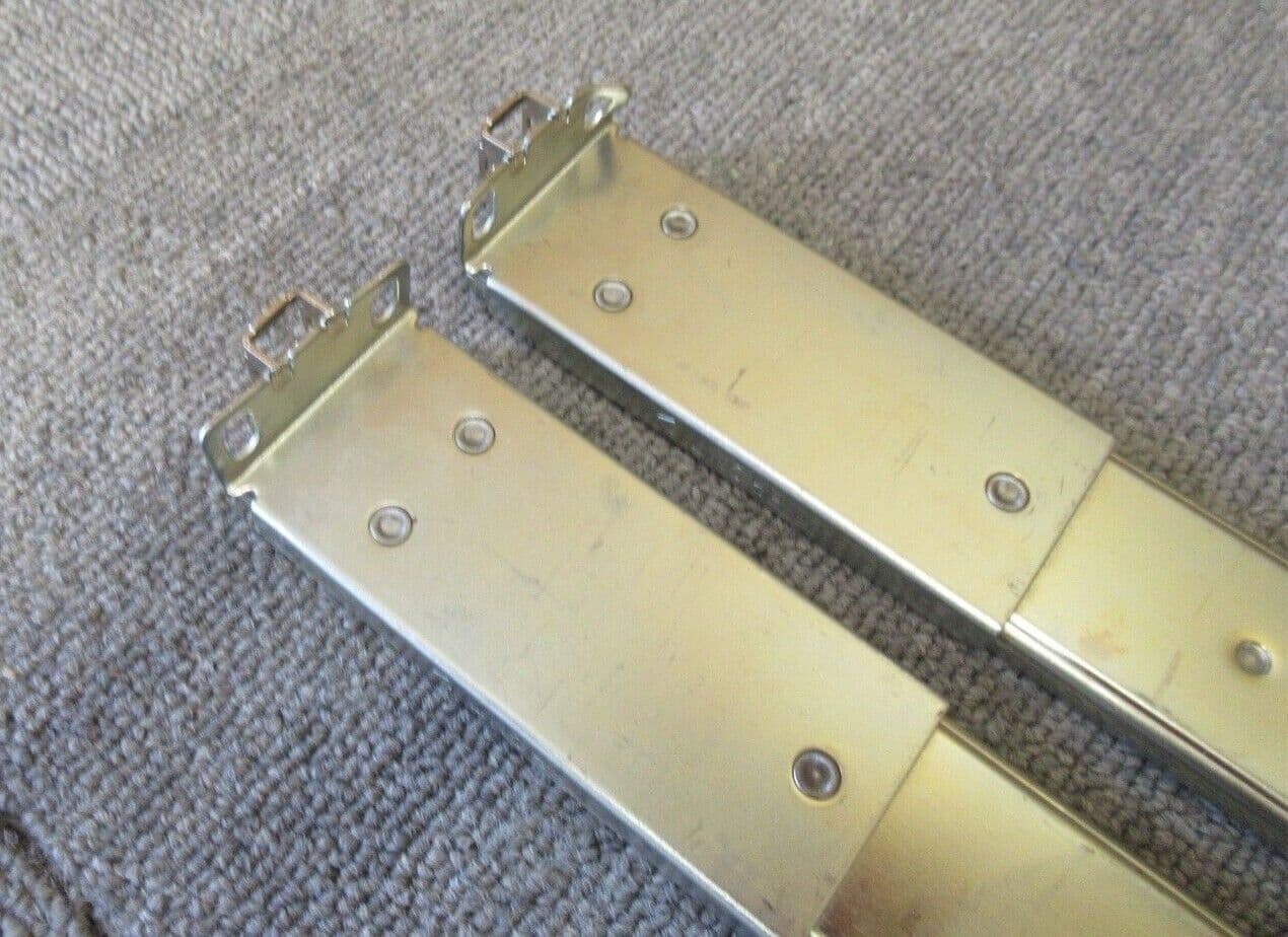 King Slide US6899408 US6860575 US6851773 Server Access Rail Kit 27" Length