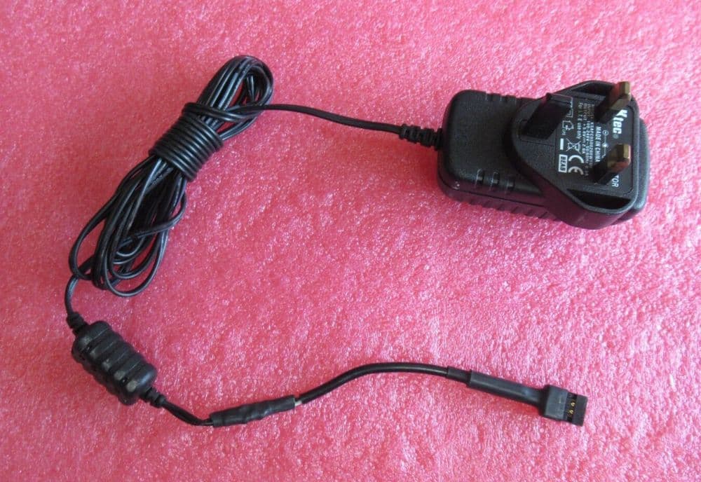 Ktec KSAFC0500200W1UK UK Plug AC Power Adapter 10W 5V 2A 364041627024