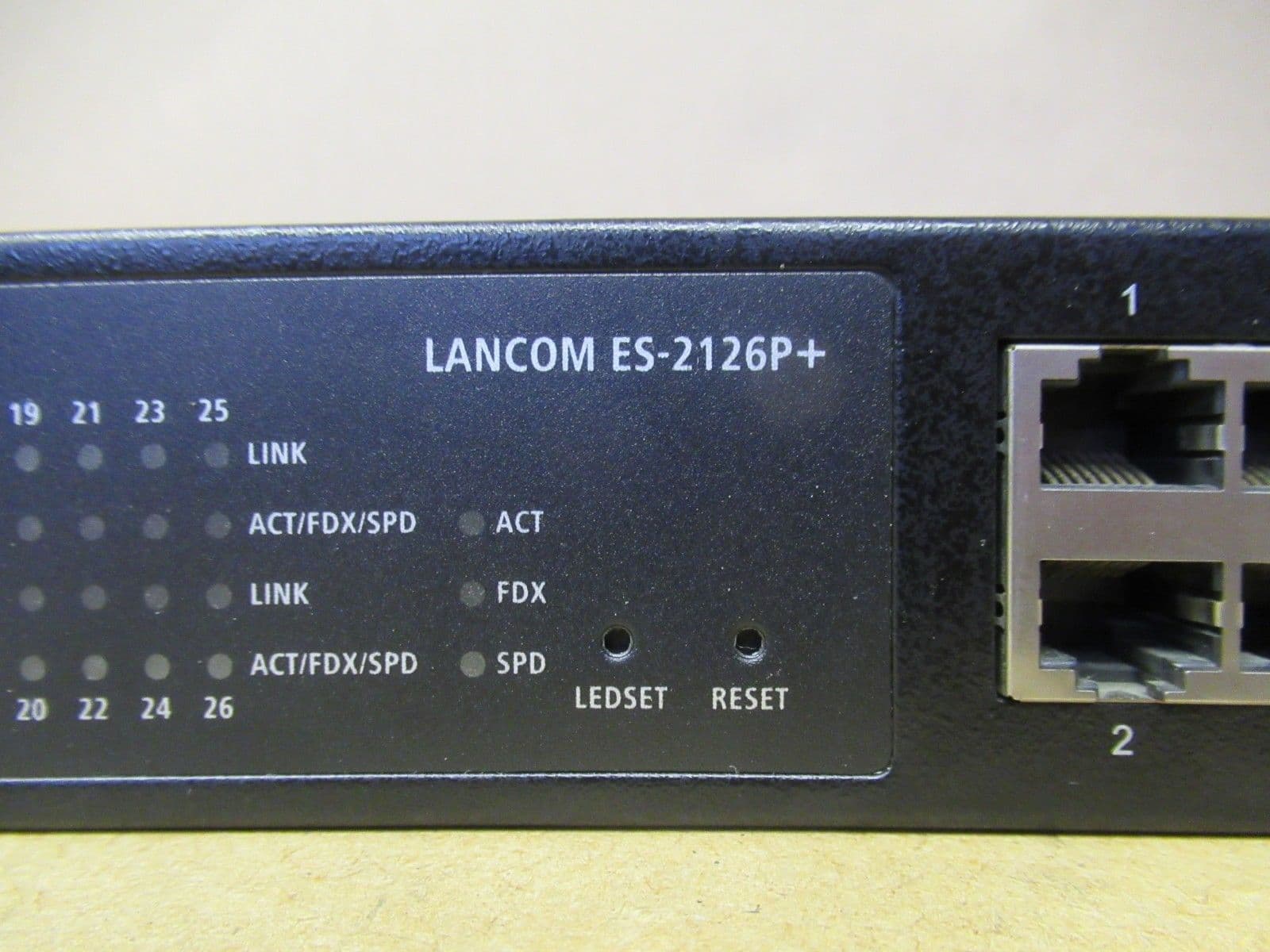 ES2126P PoE 24x 10/100 2x TP/SFP 10/100/1000 Managed Switch