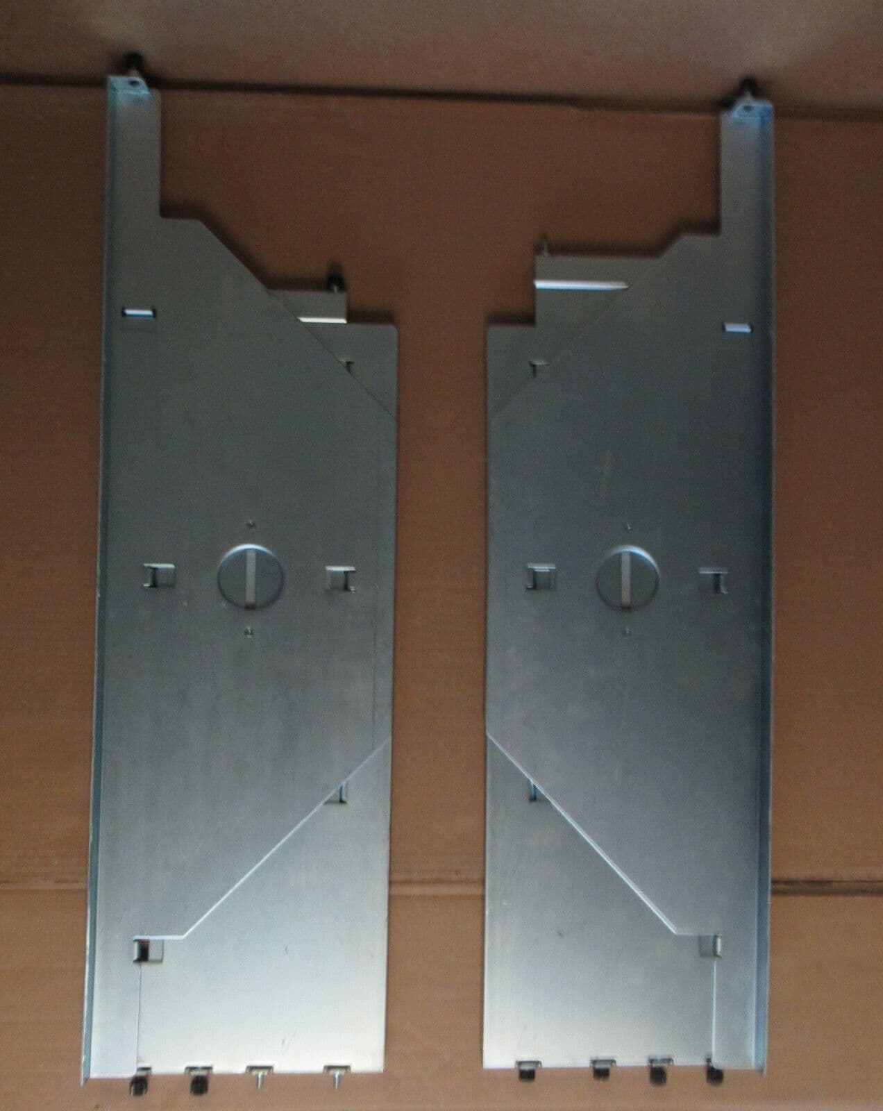 Left & Right 4U Adjustable L-shaped Rack Mount Server Mounting Rail Kit