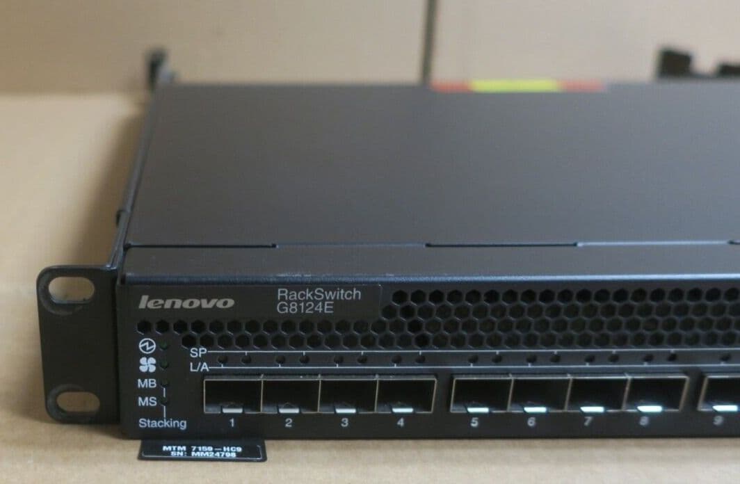 Lenovo RackSwitch G8124E 7159-HC9 24x 1/10GbE SFP Port L3 Switch 00MY148