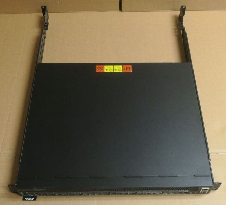 Lenovo RackSwitch G8124E 7159-HC9 24x 1/10GbE SFP Port L3 Switch 00MY148