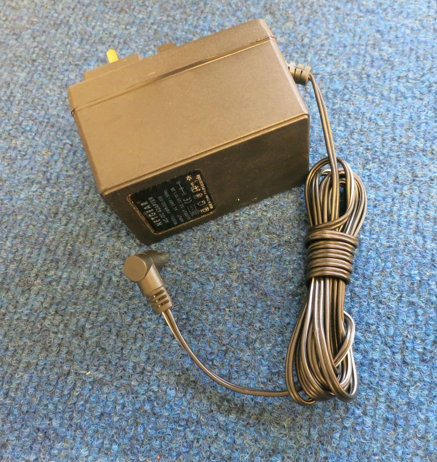 Adaptador De Corriente AC/DC Leader 12V - Original, Modelo MV12-Y120100-B2, Para Equipos Electrónicos