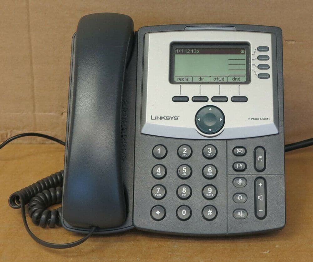 Linksys SPA941 IP 2-Line VoIP Business Desktop Display Telephone + Stand