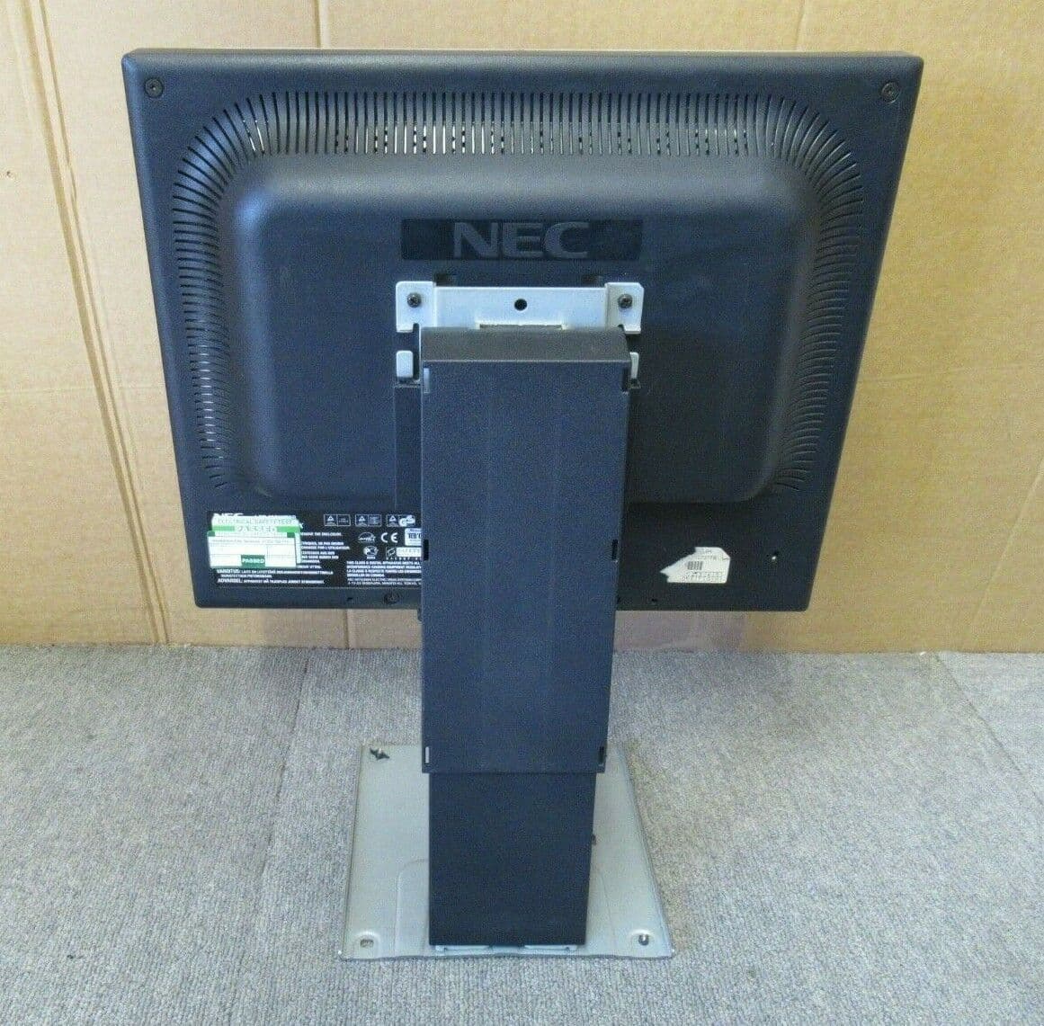 NEC MultiSync LCD1770NX 17" LCD TFT Active Matrix Flat Screen Monitor ...