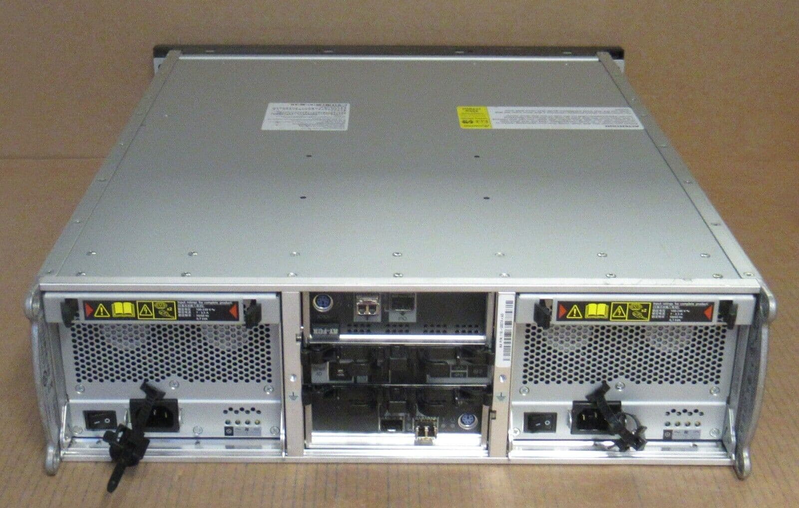 NetApp DS14 MK2 AT - 4x 1TB SATA Hard Drive HDD 2 x AT-FCX 2U Drive Array