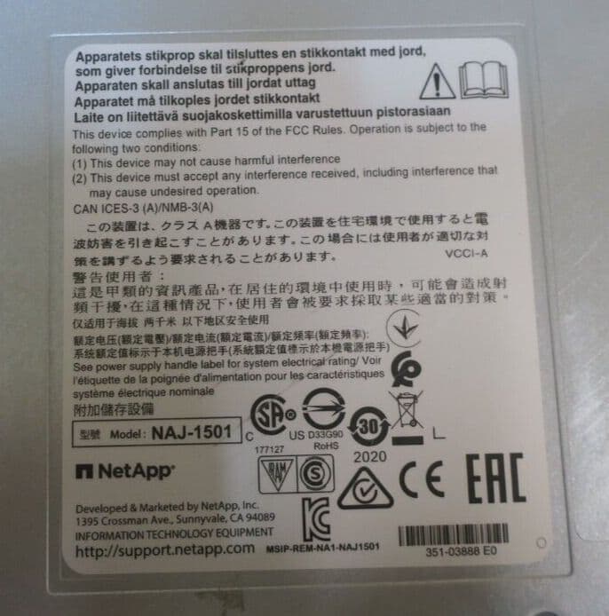NetApp DS224C NAJ-1501 Disk Shelf 24x 3 8TB SAS SSD 2x IOM12