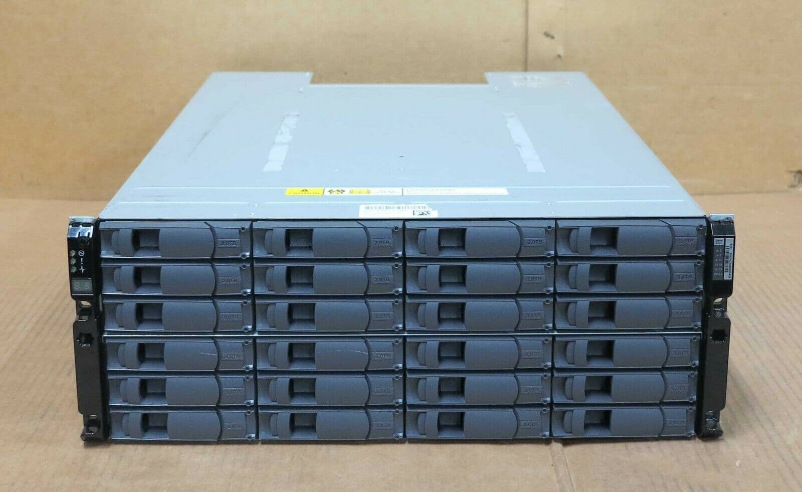NetApp DS4243 NAJ-0801 Array 48TB 24x 2TB HDD X306A-R5 2x Controllers ...